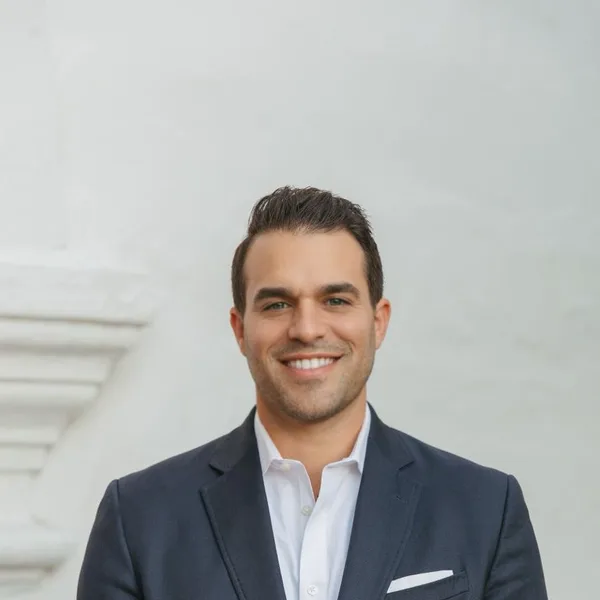 Andrew Kolvet Andrew Kolvet